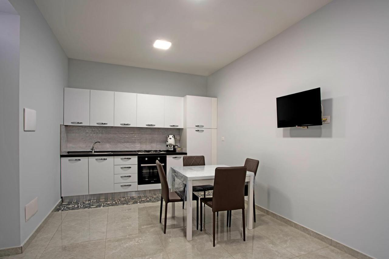 Giovi'S Apartments Кастелламмаре-ді-Стабія Екстер'єр фото